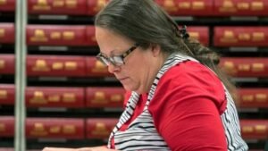 Kim Davis Inherited Property Lawsuit: What the New Case Alleges