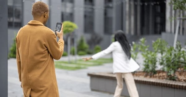 Take Pictures of People Without Consent
